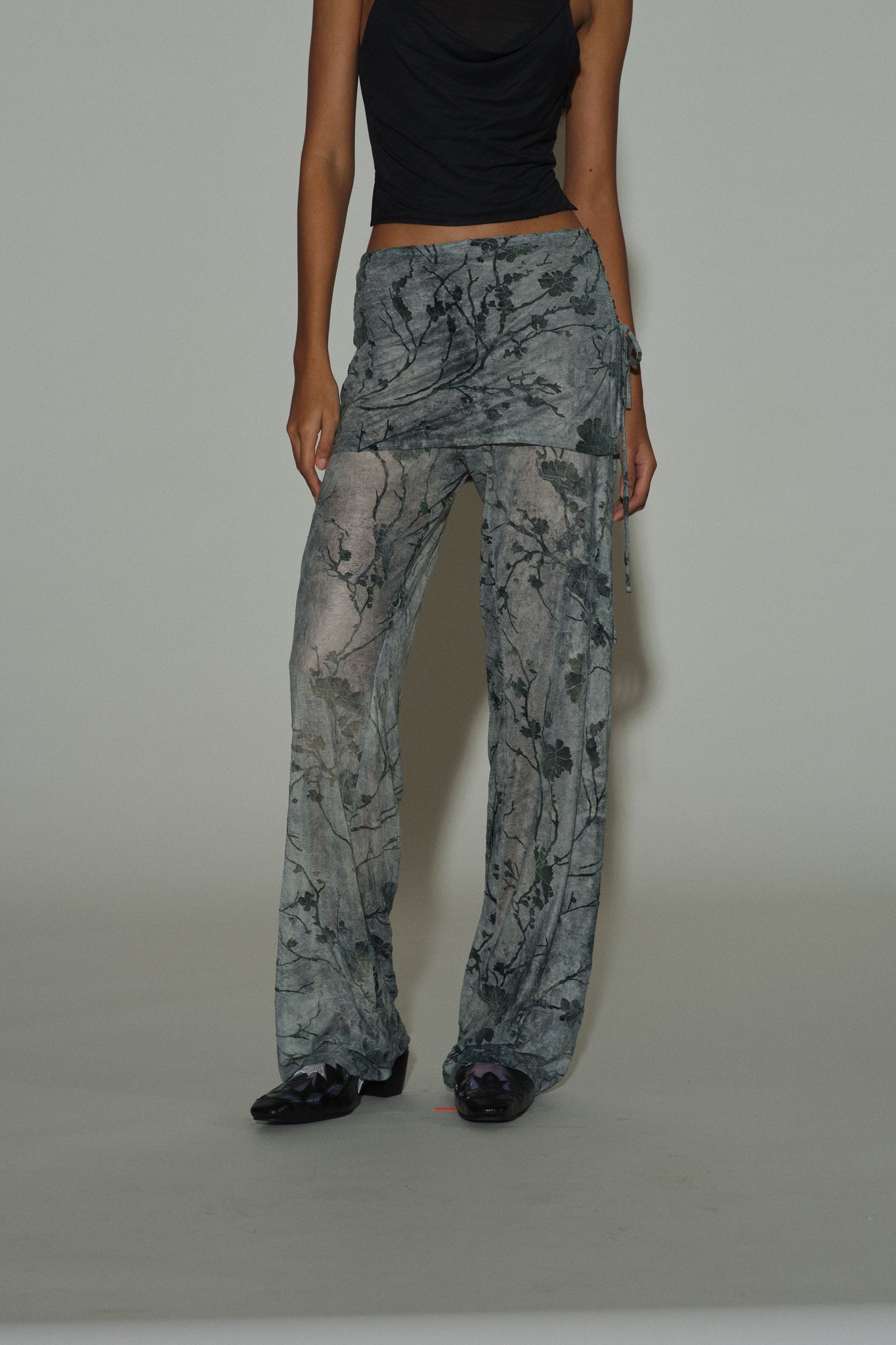LACE APRON TROUSERS
