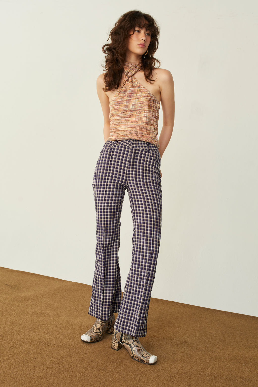 NAVY Plaid Flared Trousers